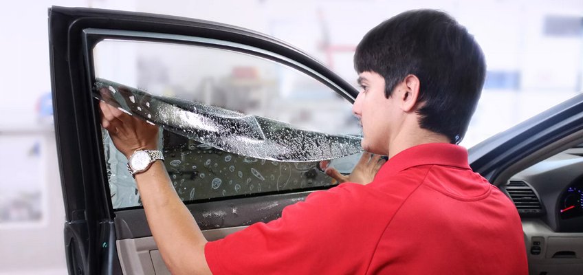 Guide to Tinting Your Car’s Window in Dubai